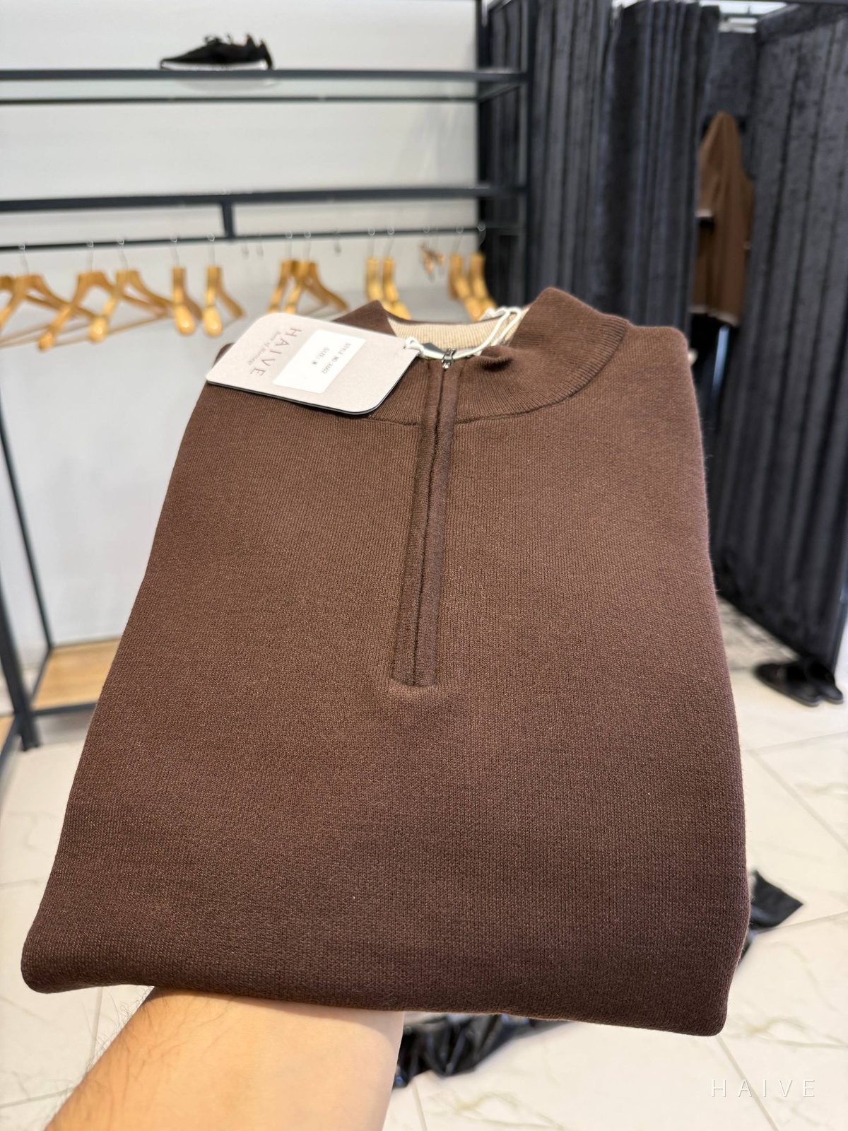 Zip sviter · Shokolad